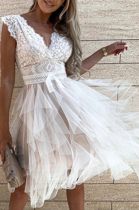 Gabriela® | Sleeveless layered lace midi dress with V-neck