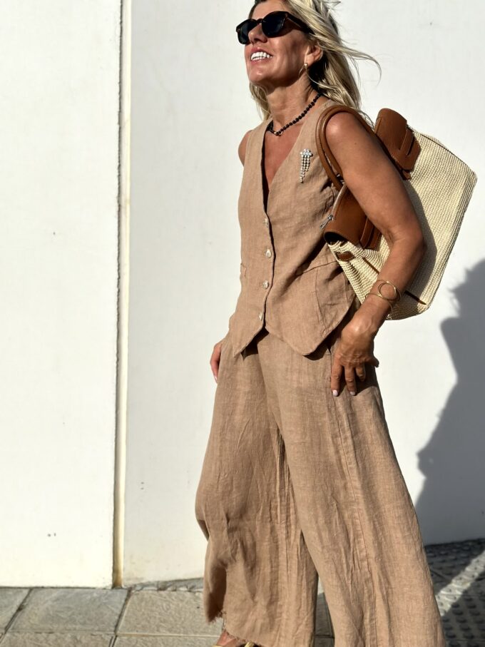 Klara® | Tailored and elegant dress