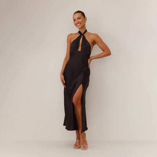 Karol® | Sofia Dress – Flowing elegance with halterneck detail