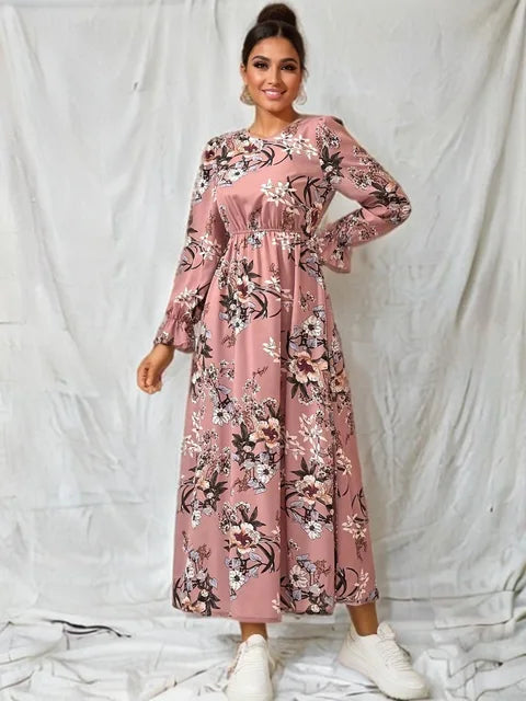 Larisa® | Classic and fashionable dress