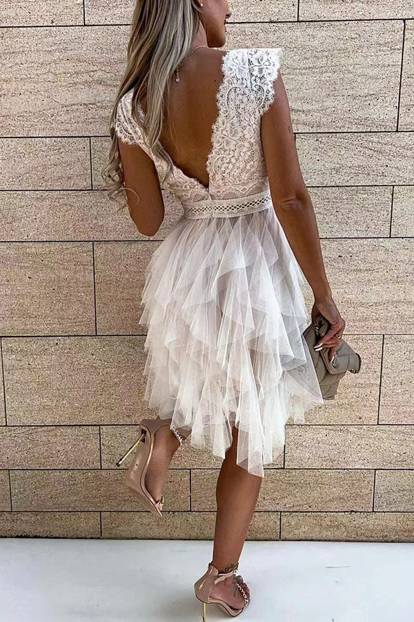 Gabriela® | Sleeveless layered lace midi dress with V-neck