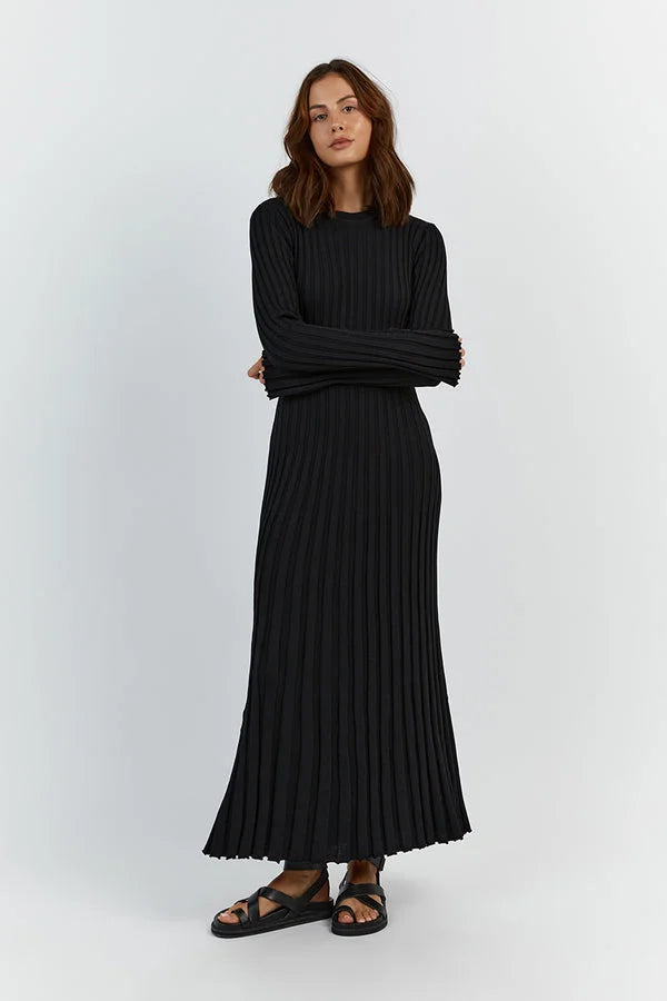 Sara® | Classic and elegant summer dress