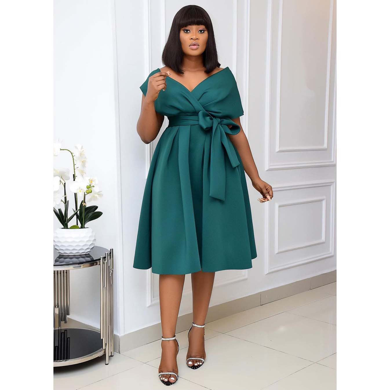 Samanta® | Graceful V-Neck Slim Evening Dress