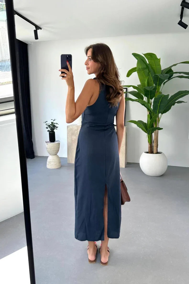 Bianca® | Elegant Sleeveless Midi Dresses