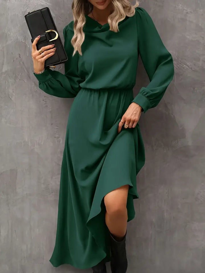 Soraya | Simple and stylish winter dress