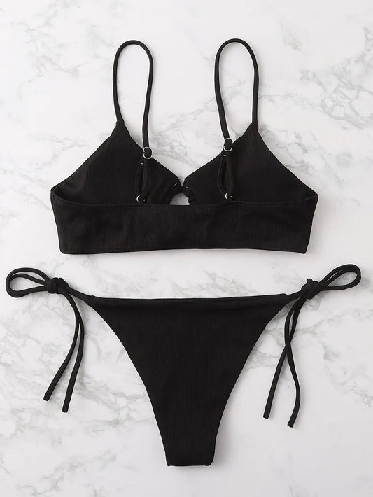 Verónica® | Effortless and trendy   bikinis