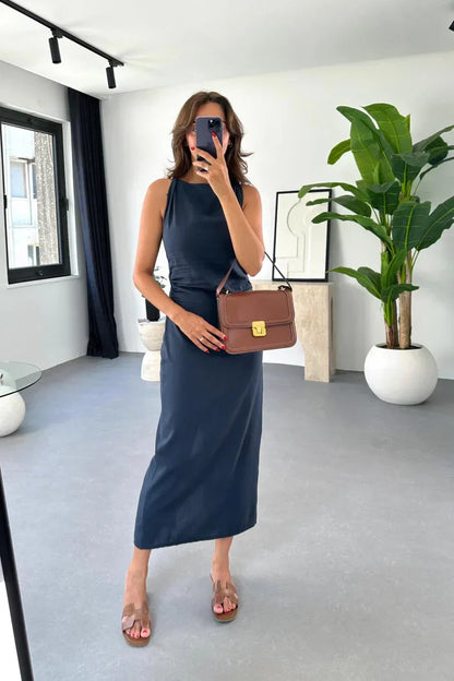 Bianca® | Elegant Sleeveless Midi Dresses
