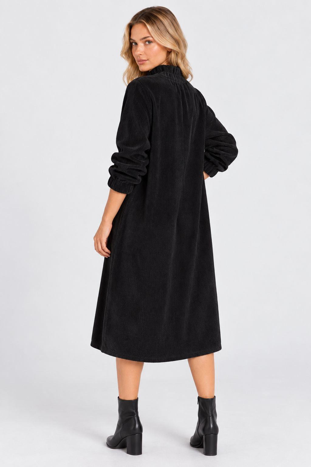 Dahlia® | Elegant Plus-Size Winter Dress