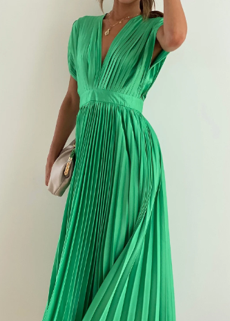 Ilaria® | Elegant Dress With Sleeves