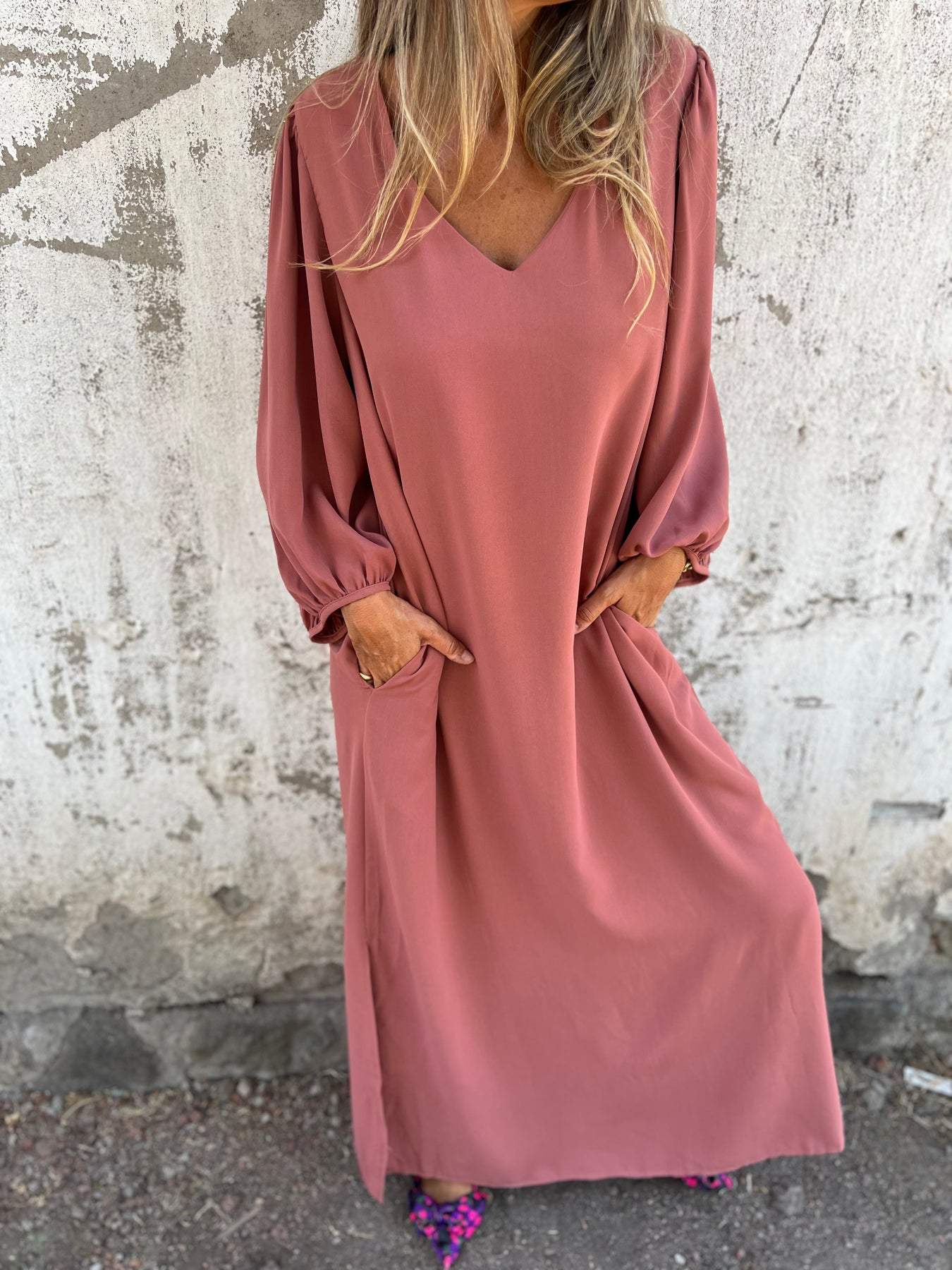 Teresa® | Elegant women's V-neck maxi dress