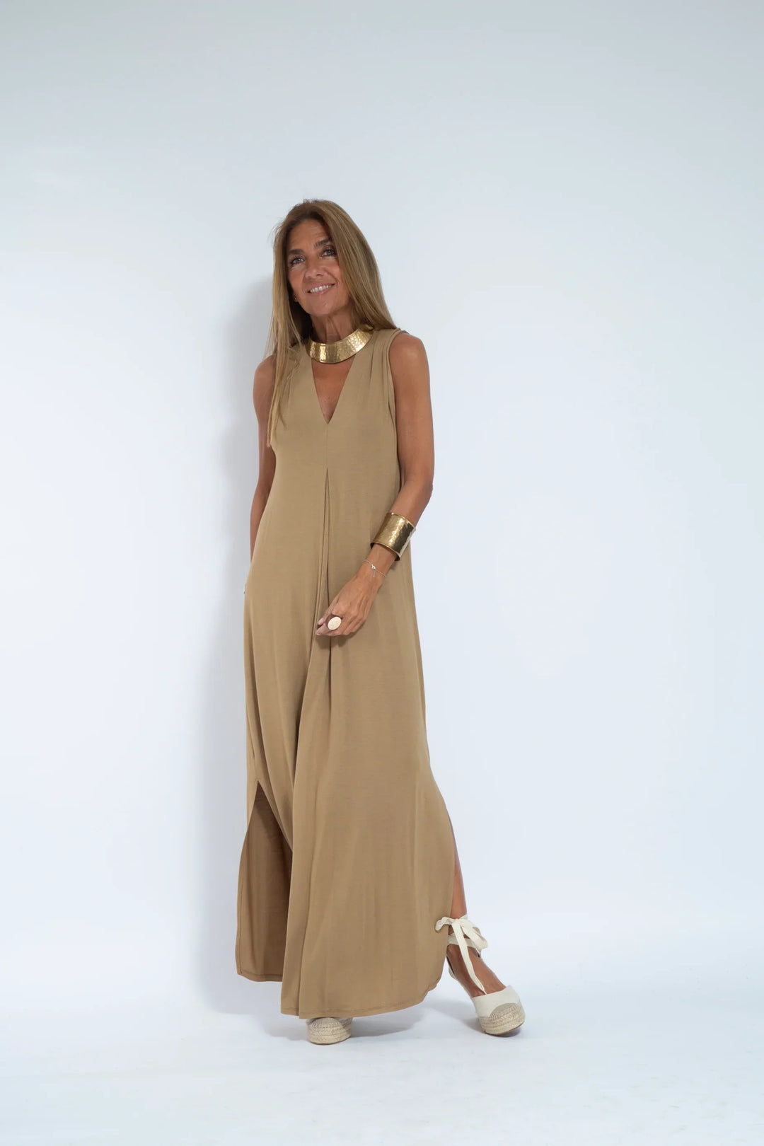 Nicole® | Long Dress With V-Neck