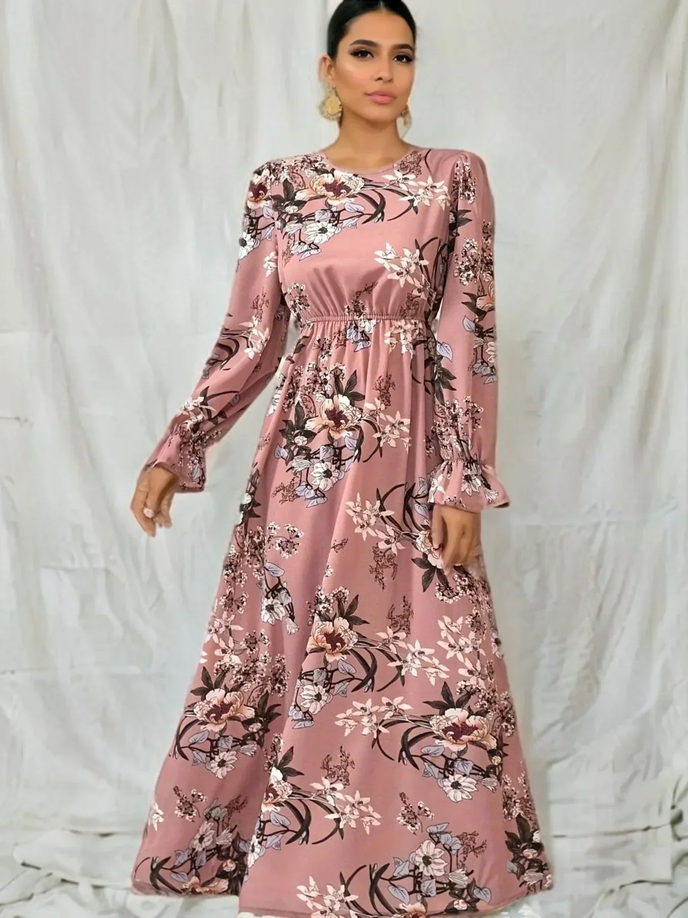 Larisa® | Classic and fashionable   dress