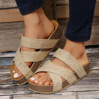 Amara | Women’s Cross-Strap Flat Sandals