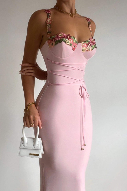 Leonor® | Midi dress with floral embroidery and laces