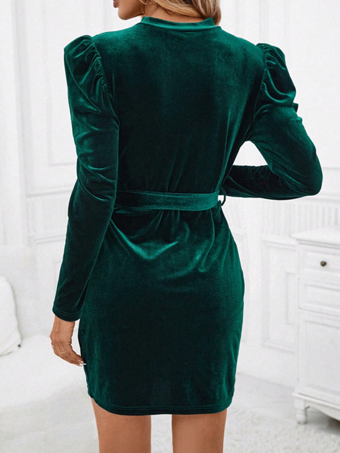 Noemí® | Mini dress with stand-up collar, tie waist and puff sleeves