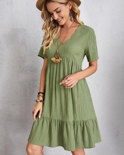 Adriana® | Vintage Dress With V-Neck & Lace Design