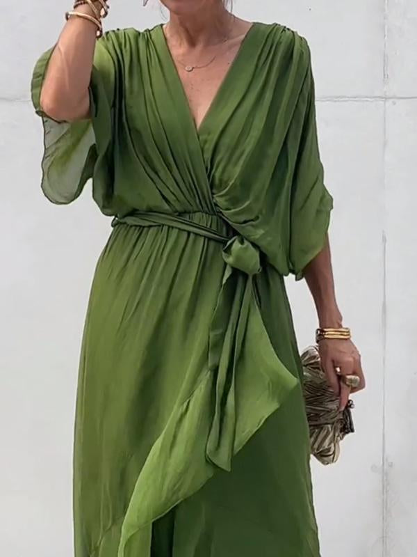 Ilaria® | Elegant Dress With V-Neckline