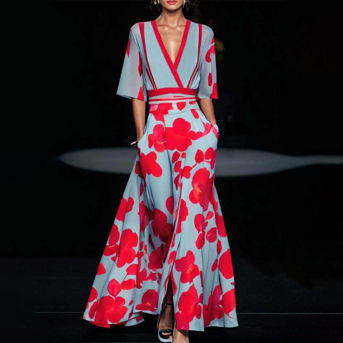 Karina  | Elegant dress with short sleeves
